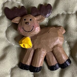 Reindeer folk art pin brooch vintage Holiday pin super cute